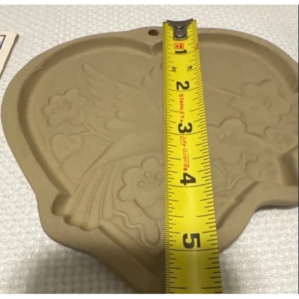 Lot of 2 Vintage Brown Bag Cookie Art Molds 1992 Hummingbird & Basket of Hearts